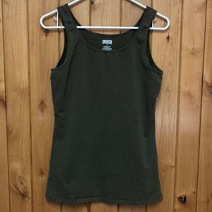 Duluth Trading Women's No-Yank Tank Olive Large